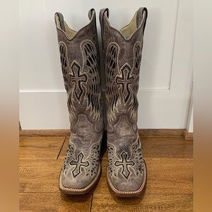 CORRAL WOMEN'S SEQUIN WING & CROSS WESTERN BOOTS - SQUARE TOE - size 8